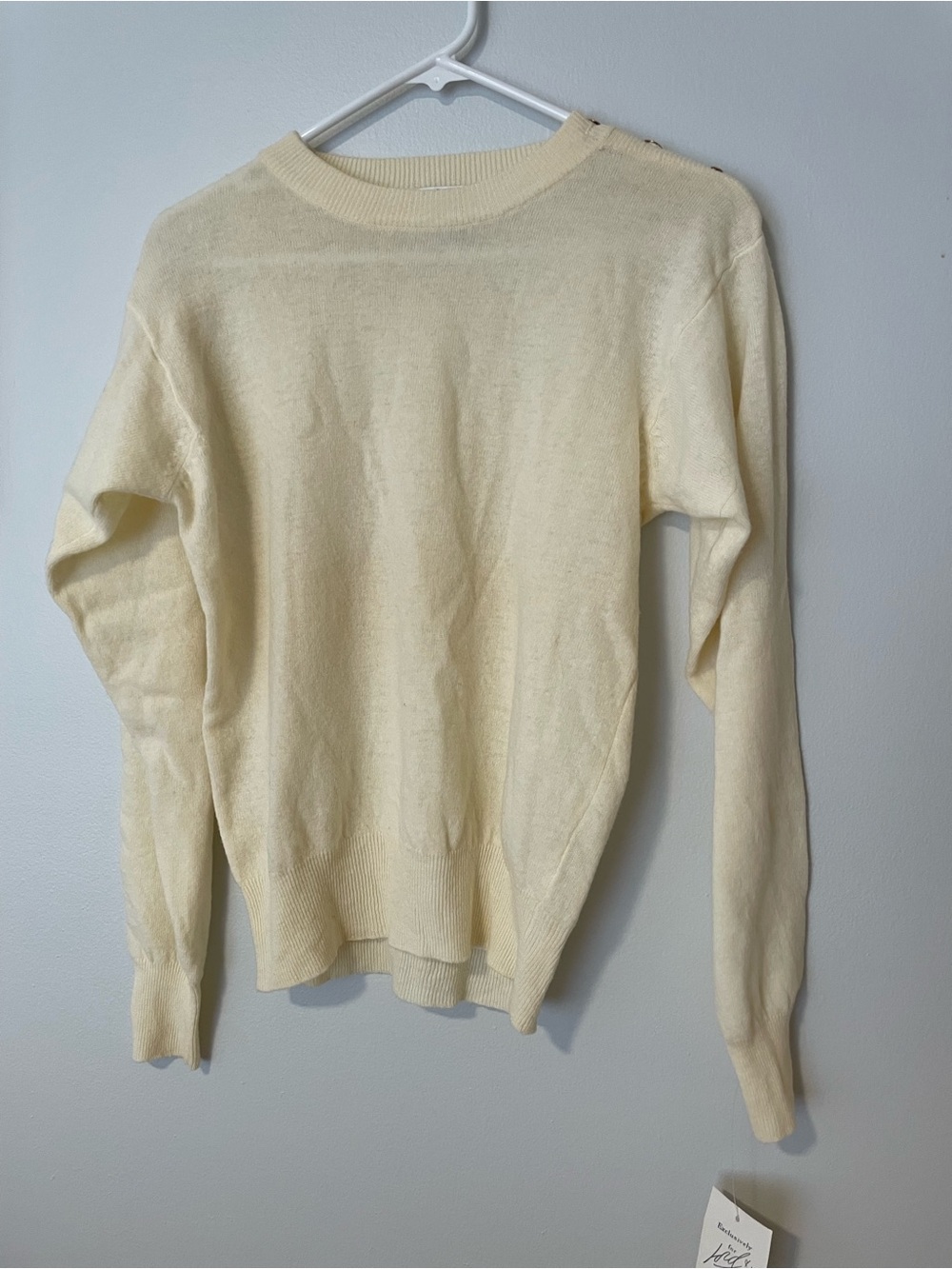 Vintage Lord and Taylor white sweater Size M
